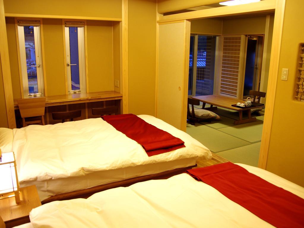 Gero Onsen Yukyunohana Cameră foto